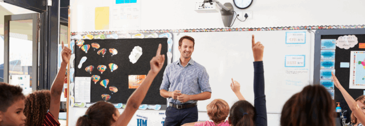 teacher in London teaching Humanities